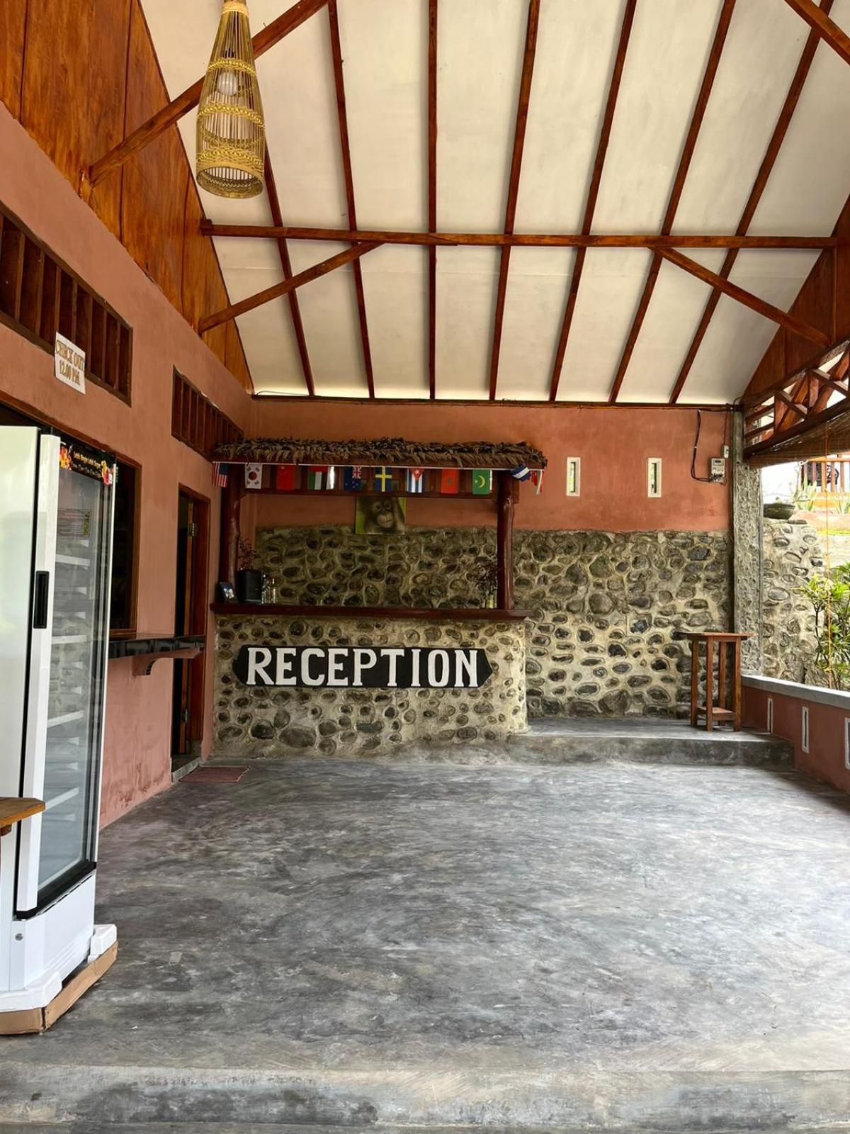 Asim Paris Guesthouse & Jungle Trekking Bukit Lawang Exterior photo